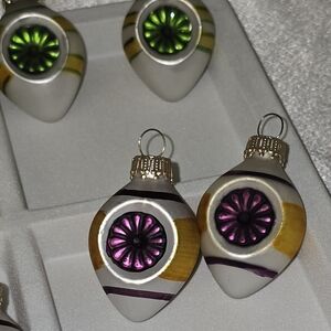 Vtg Indent Reflector Mercury Glass Christmas Ornament Teardrop 2-1/4" Purple Cen